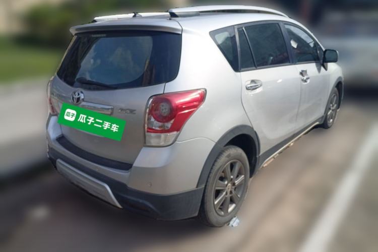Used Toyota Verso 2015 180E CVT Crossover Edition Rear Right 45 Deg