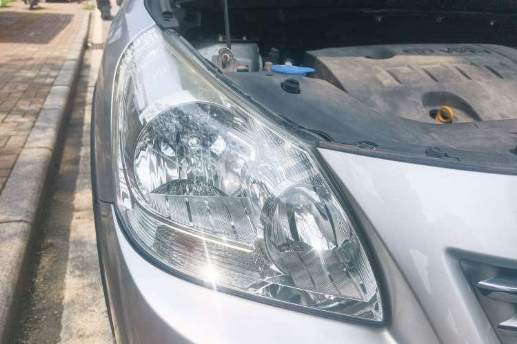Used Toyota Verso 2015 180E CVT Crossover Edition Right Front Headlight