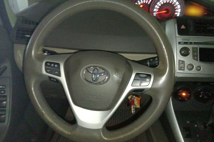 Used Toyota Verso 2015 180E CVT Crossover Edition Steering Wheel