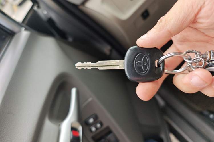 Used Toyota Verso 2015 180E CVT Crossover Edition Vehicle Key