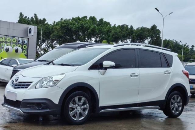 Used Toyota Verso 2015 180E CVT Crossover Edition