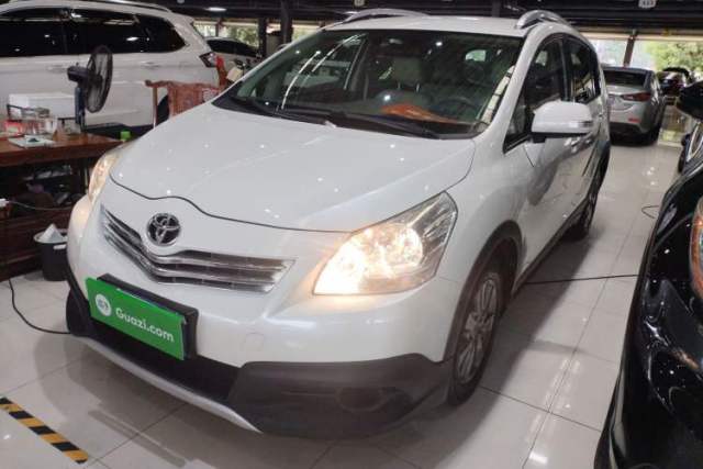 Used Toyota Verso 2015 180E CVT Crossover Edition