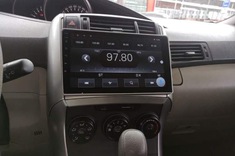 Used Toyota Verso 2015 180E CVT Crossover Edition Audio And AC Panel