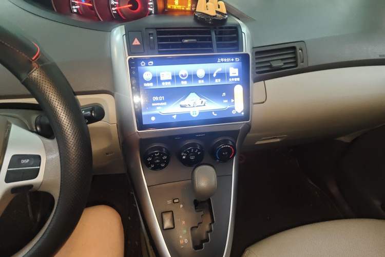 Used Toyota Verso 2015 180E CVT Crossover Edition Audio And AC Panel