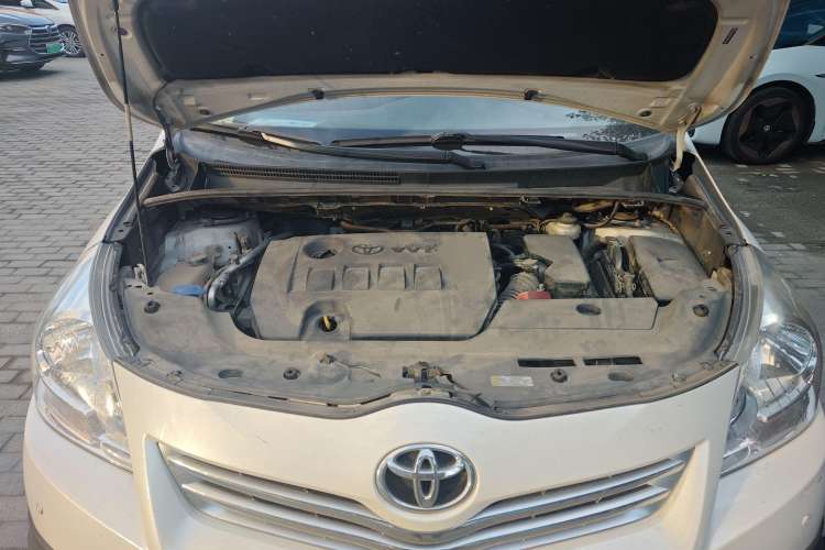 Used Toyota Verso 2015 180E CVT Crossover Edition Engine Bay
