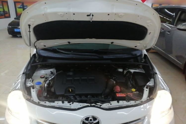 Used Toyota Verso 2015 180E CVT Crossover Edition Engine Bay