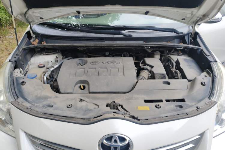 Used Toyota Verso 2015 180E CVT Crossover Edition Engine Bay