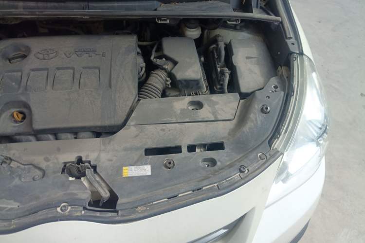 Used Toyota Verso 2015 180E CVT Crossover Edition Engine Bay Left