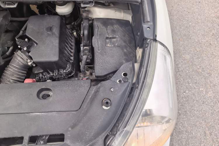 Used Toyota Verso 2015 180E CVT Crossover Edition Engine Bay Left