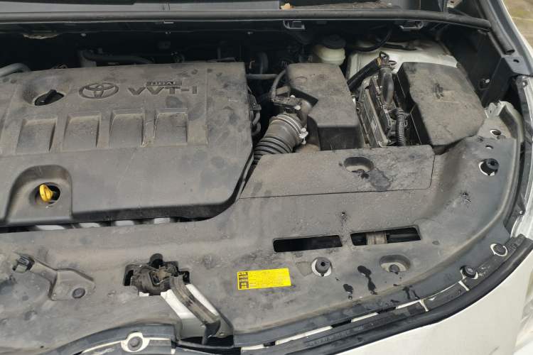 Used Toyota Verso 2015 180E CVT Crossover Edition Engine Bay Left