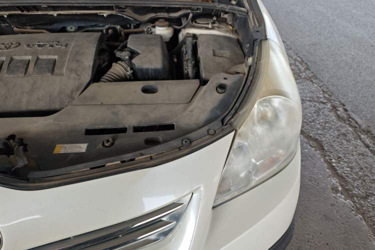 Used Toyota Verso 2015 180E CVT Crossover Edition Engine Bay Left