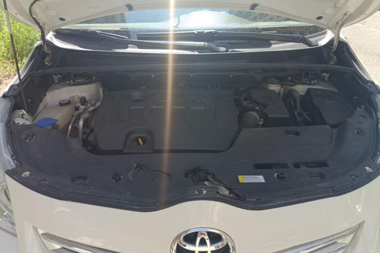 Used Toyota Verso 2015 180E CVT Crossover Edition Engine Bay