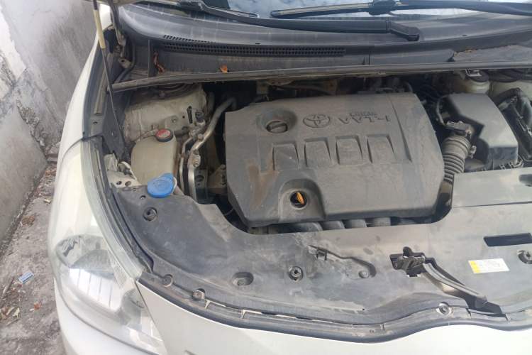 Used Toyota Verso 2015 180E CVT Crossover Edition Engine Bay Right