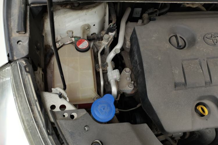 Used Toyota Verso 2015 180E CVT Crossover Edition Engine Bay Right
