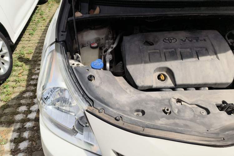 Used Toyota Verso 2015 180E CVT Crossover Edition Engine Bay Right