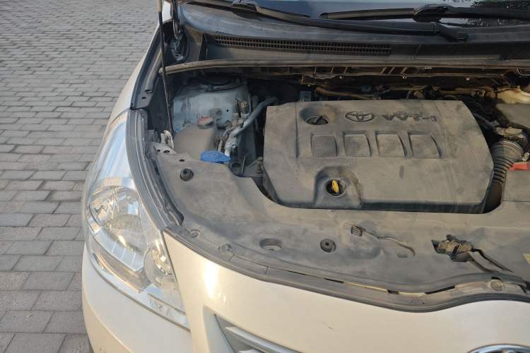 Used Toyota Verso 2015 180E CVT Crossover Edition Engine Bay Right