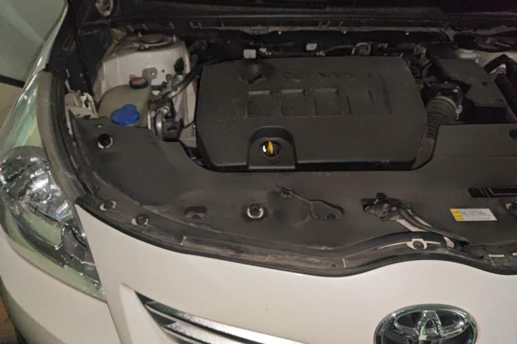 Used Toyota Verso 2015 180E CVT Crossover Edition Engine Bay Right