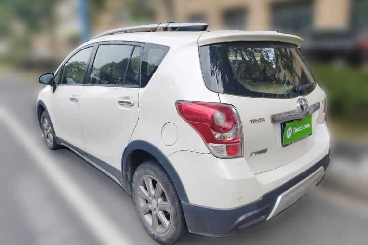 Used Toyota Verso 2015 180E CVT Crossover Edition Exterior 3