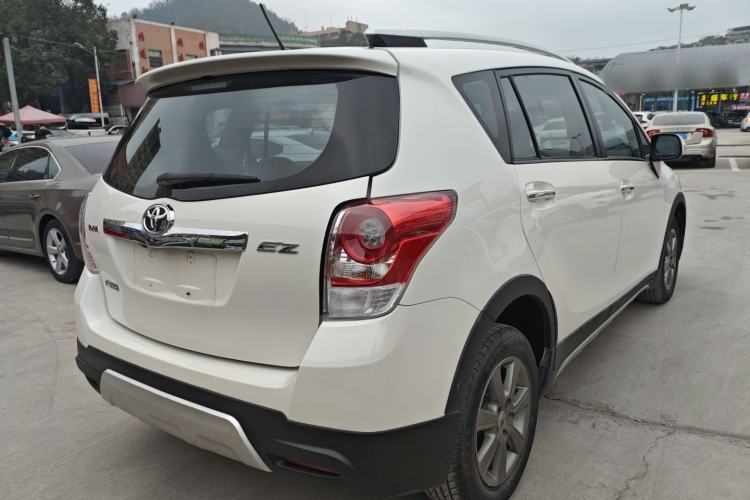 Used Toyota Verso 2015 180E CVT Crossover Edition Exterior 4