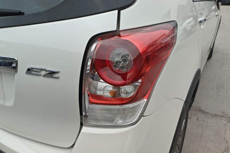 Used Toyota Verso 2015 180E CVT Crossover Edition Exterior 5