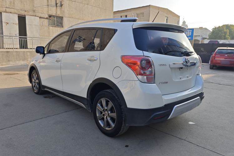 Used Toyota Verso 2015 180E CVT Crossover Edition Exterior 5