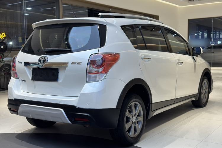 Used Toyota Verso 2015 180E CVT Crossover Edition Exterior 7