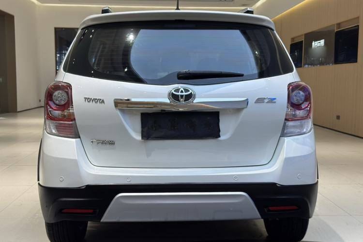 Used Toyota Verso 2015 180E CVT Crossover Edition Exterior 8