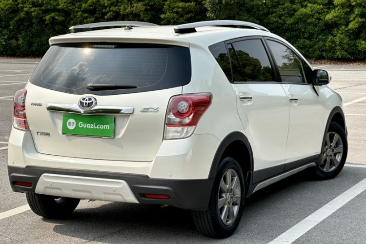 Used Toyota Verso 2015 180E CVT Crossover Edition Exterior 8
