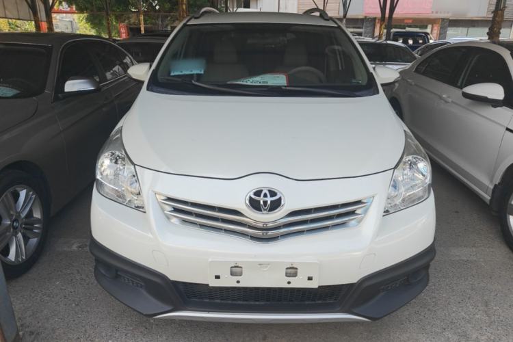 Used Toyota Verso 2015 180E CVT Crossover Edition Front