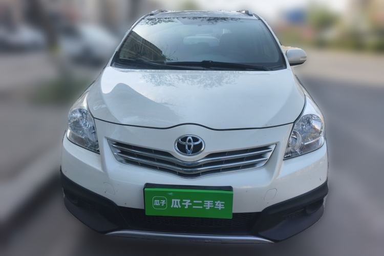 Used Toyota Verso 2015 180E CVT Crossover Edition Front