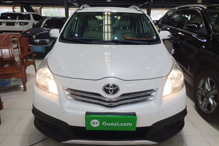 Used Toyota Verso 2015 180E CVT Crossover Edition Front