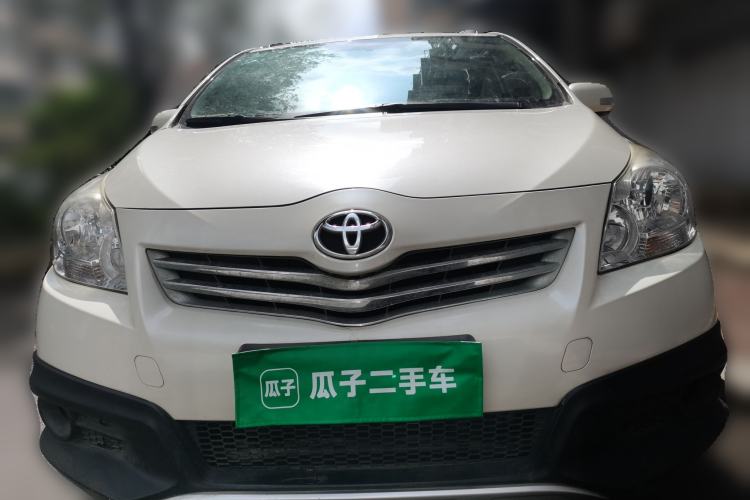 Used Toyota Verso 2015 180E CVT Crossover Edition Front