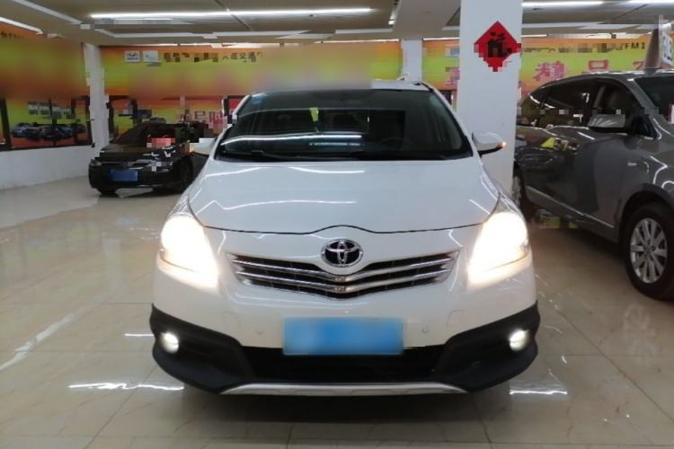 Used Toyota Verso 2015 180E CVT Crossover Edition Front