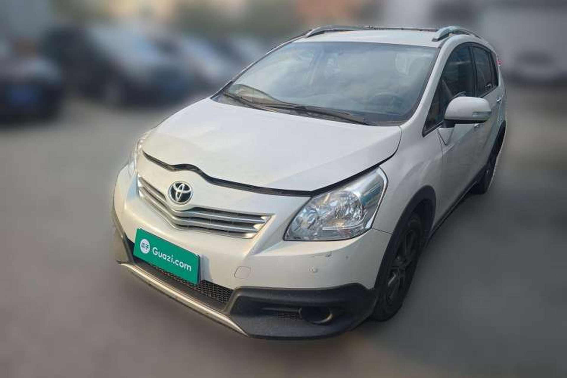 Used Toyota Verso 2015 180E CVT Crossover Edition Front Left 45 Deg