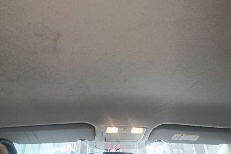 Used Toyota Verso 2015 180E CVT Crossover Edition Headliner