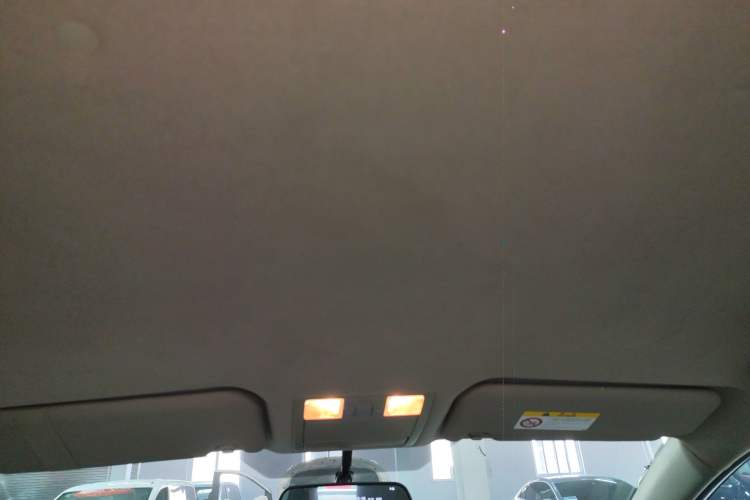 Used Toyota Verso 2015 180E CVT Crossover Edition Headliner