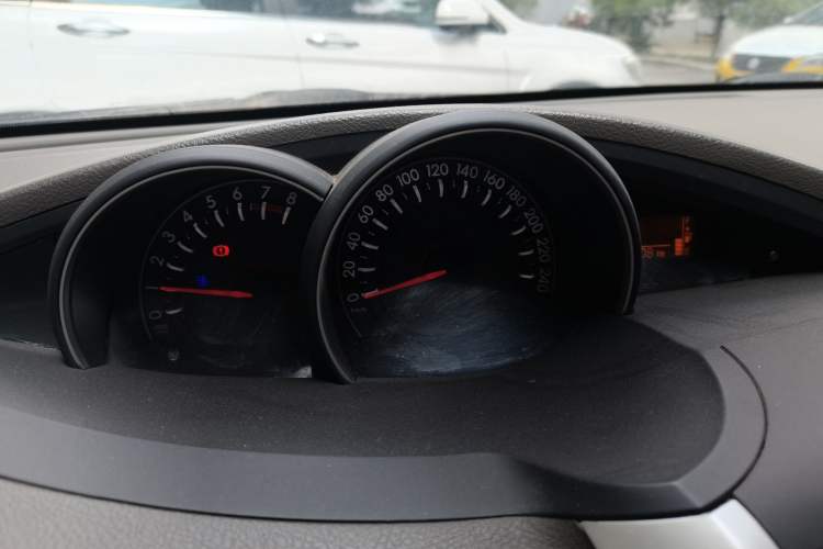 Used Toyota Verso 2015 180E CVT Crossover Edition Instrument Cluster