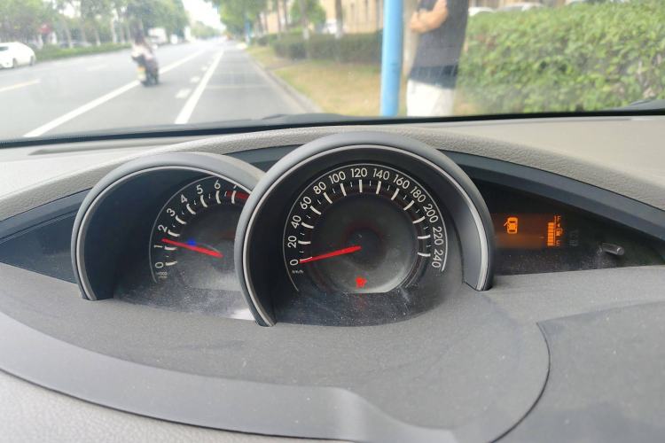 Used Toyota Verso 2015 180E CVT Crossover Edition Instrument Cluster