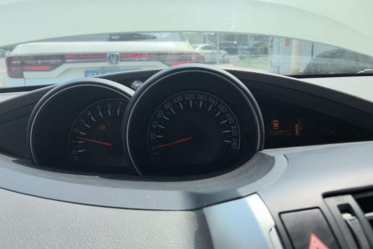 Used Toyota Verso 2015 180E CVT Crossover Edition Instrument Cluster