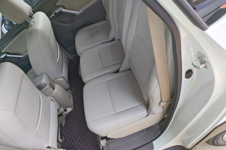 Used Toyota Verso 2015 180E CVT Crossover Edition Interior 4