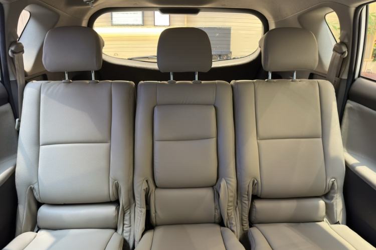 Used Toyota Verso 2015 180E CVT Crossover Edition Interior 5