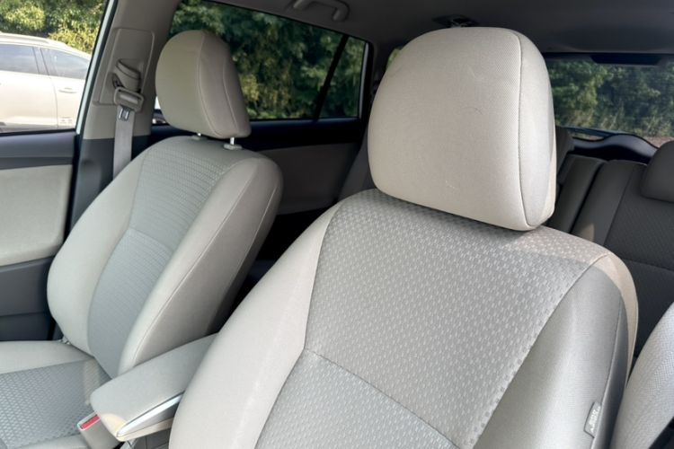 Used Toyota Verso 2015 180E CVT Crossover Edition Interior 9