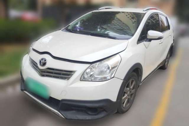 Used Toyota Verso 2015 180E CVT Crossover Edition