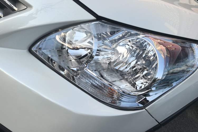 Used Toyota Verso 2015 180E CVT Crossover Edition Left Front Headlight