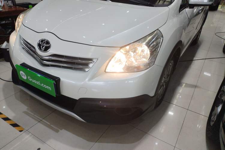 Used Toyota Verso 2015 180E CVT Crossover Edition Left Front Headlight