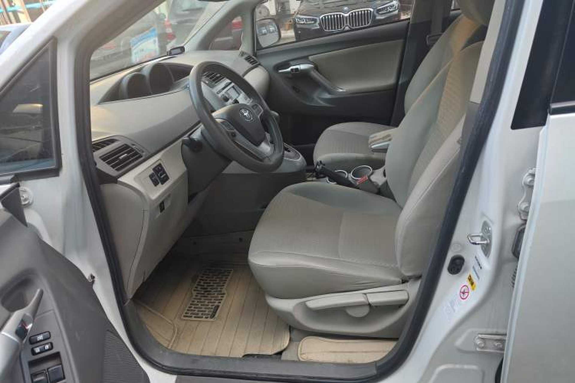 Used Toyota Verso 2015 180E CVT Crossover Edition Left Front Seat
