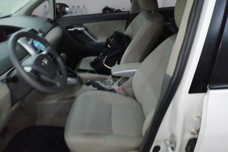 Used Toyota Verso 2015 180E CVT Crossover Edition Left Front Seat