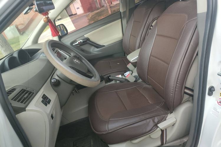 Used Toyota Verso 2015 180E CVT Crossover Edition Left Front Seat