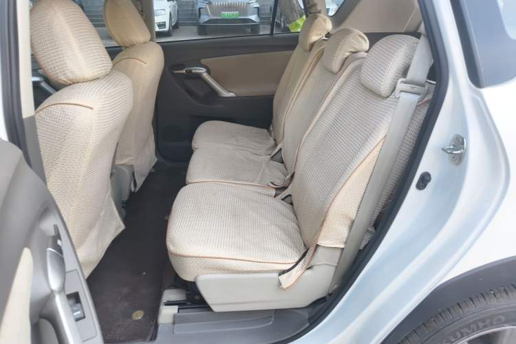 Used Toyota Verso 2015 180E CVT Crossover Edition Left Rear Seat