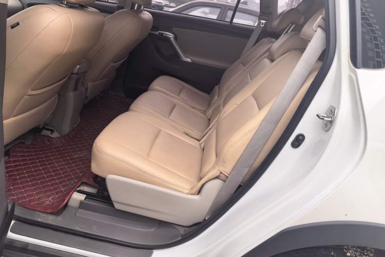 Used Toyota Verso 2015 180E CVT Crossover Edition Left Rear Seat